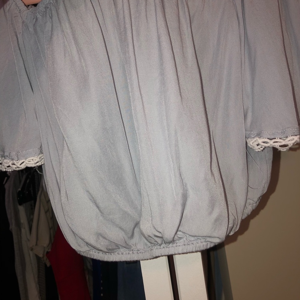 Cropped blouse - Picture 2 of 3